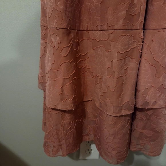 Lulu's Women's Pink Burnout Floral Strapless Bohemian Boho Midi Dress. Size M - Picture 7 of 11